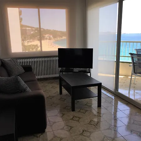 Apartment Espectacular Sobre El Mar Con Parking